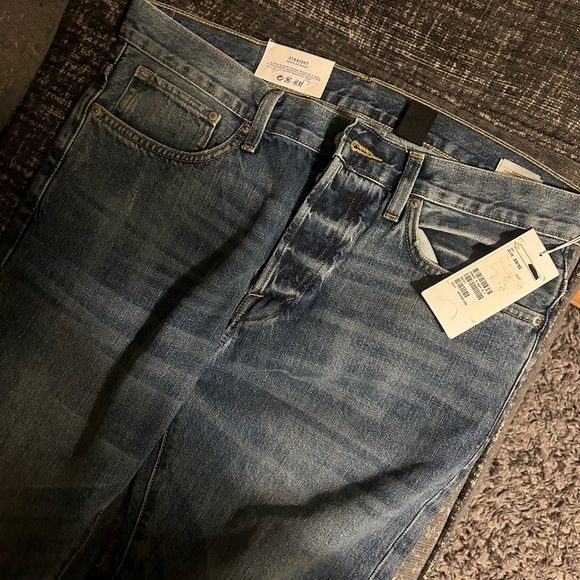 Denim - Picture 3 of 5